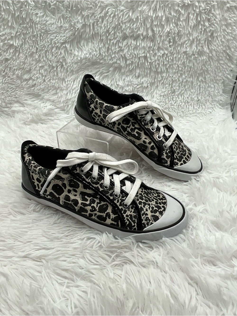 Coach Barrett Sneakers Size 7 Black & Tan Leopard-Print Canvas Low-Top Lace-up - Picture 3 of 9